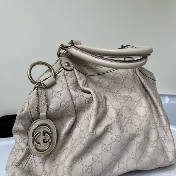 Gucci Bag Authentic White Purse - Picture 10 of 15